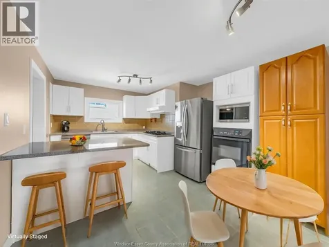 923 Lauzon Road Windsor ON N8S 3M4