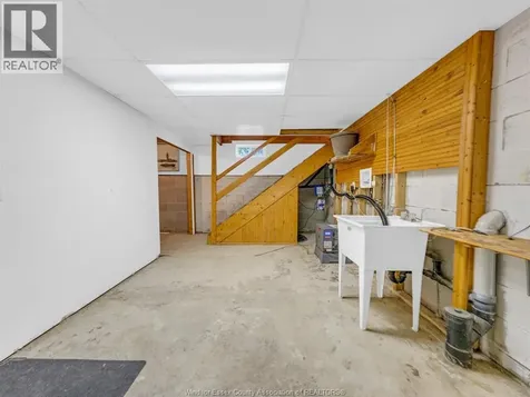 923 Lauzon Road Windsor ON N8S 3M4