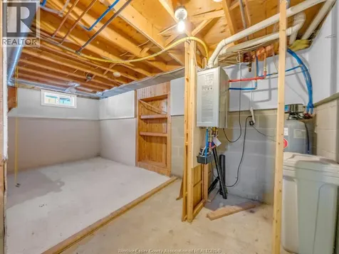 923 Lauzon Road Windsor ON N8S 3M4