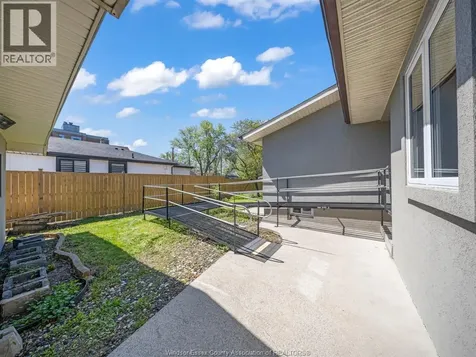 923 Lauzon Road Windsor ON N8S 3M4