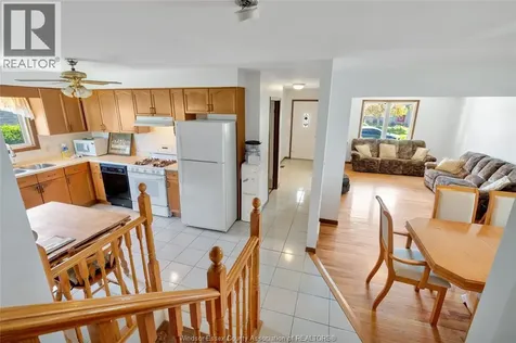 1042 Brookview Crescent Windsor ON N8W 5H3