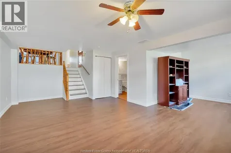 1042 Brookview Crescent Windsor ON N8W 5H3