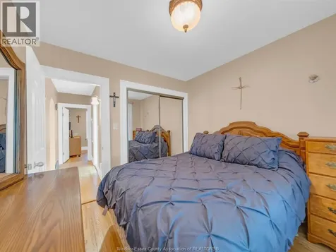 1488 Pierre Avenue Windsor ON N8X 4P3
