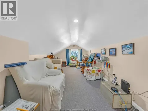 1488 Pierre Avenue Windsor ON N8X 4P3