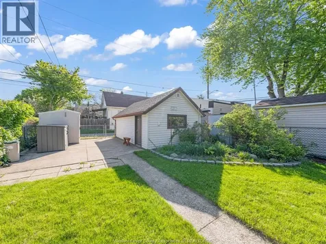 1488 Pierre Avenue Windsor ON N8X 4P3