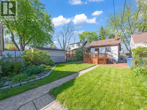 1488 Pierre Avenue Windsor ON N8X 4P3