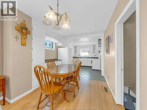 1488 Pierre Avenue Windsor ON N8X 4P3