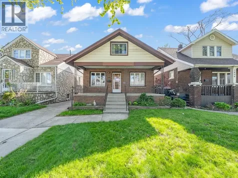 1488 Pierre Avenue Windsor ON N8X 4P3