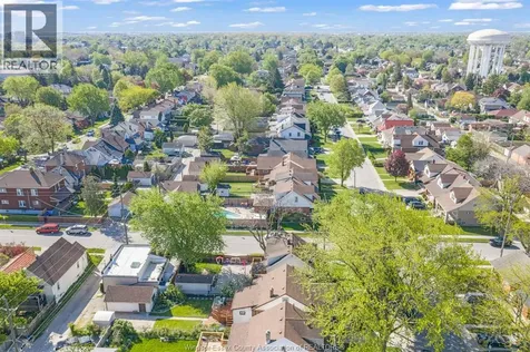 1488 Pierre Avenue Windsor ON N8X 4P3