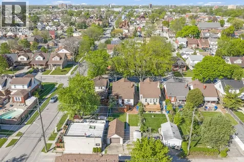 1488 Pierre Avenue Windsor ON N8X 4P3