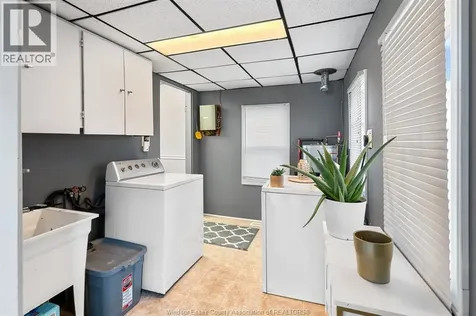 1522 Westcott Windsor ON N8Y 4C6
