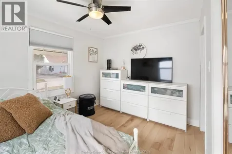1522 Westcott Windsor ON N8Y 4C6