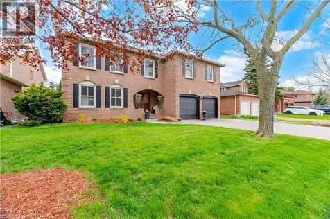 1122 Berkshire Court Oakville ON L6M 2L6