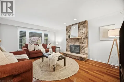 1122 Berkshire Court Oakville ON L6M 2L6
