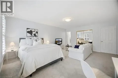 1122 Berkshire Court Oakville ON L6M 2L6