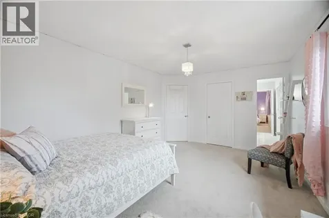 1122 Berkshire Court Oakville ON L6M 2L6