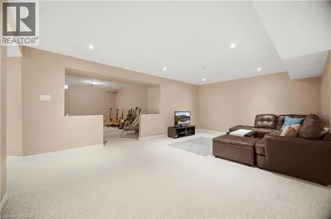 1122 Berkshire Court Oakville ON L6M 2L6