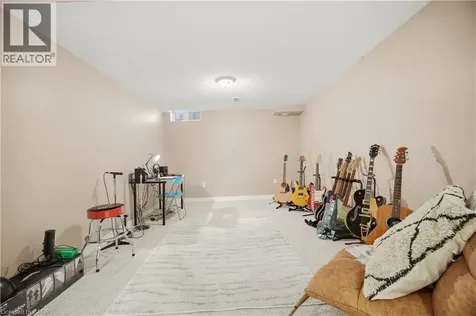 1122 Berkshire Court Oakville ON L6M 2L6