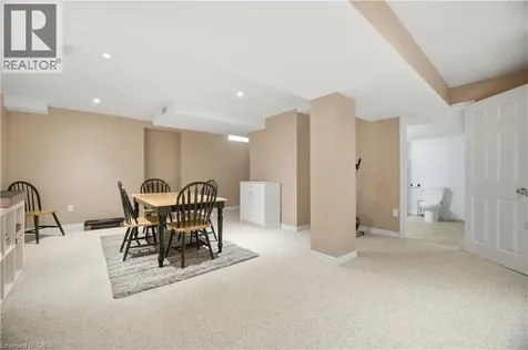 1122 Berkshire Court Oakville ON L6M 2L6