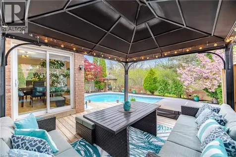 1122 Berkshire Court Oakville ON L6M 2L6