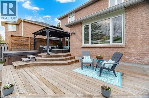 1122 Berkshire Court Oakville ON L6M 2L6