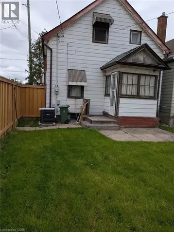 174 London Street North Hamilton ON L8H 4C2