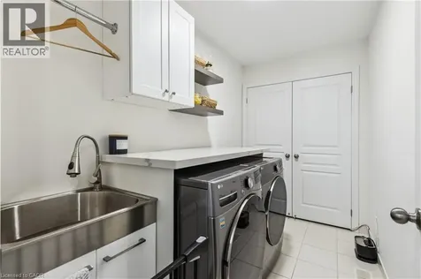 54 Nisbet Boulevard Waterdown ON L8B 0Y3