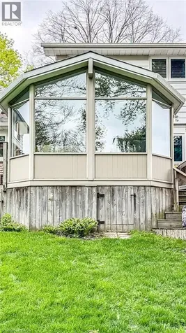 19 Chateau Court Hamilton ON L9C 5P3