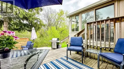 19 Chateau Court Hamilton ON L9C 5P3