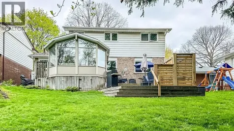 19 Chateau Court Hamilton ON L9C 5P3