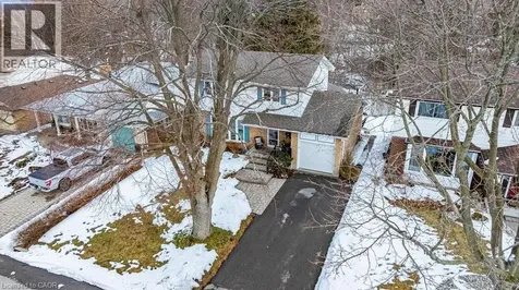 19 Chateau Court Hamilton ON L9C 5P3