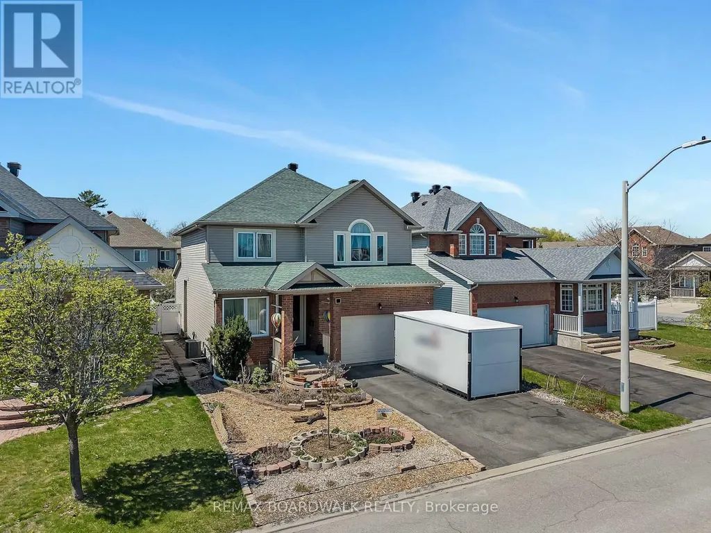 102 Mosswood Court Ottawa ON K1V 0N6