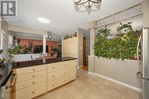 102 Mosswood Court Ottawa ON K1V 0N6