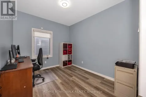 102 Mosswood Court Ottawa ON K1V 0N6