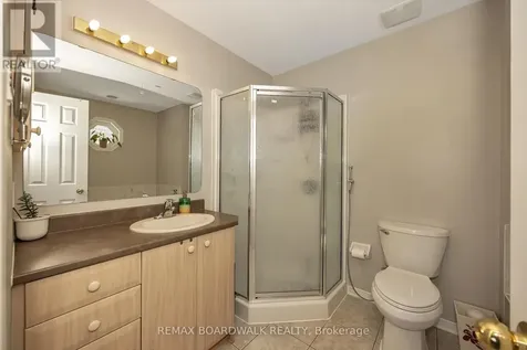 102 Mosswood Court Ottawa ON K1V 0N6