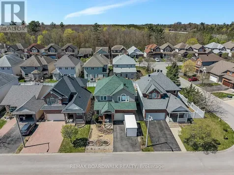 102 Mosswood Court Ottawa ON K1V 0N6