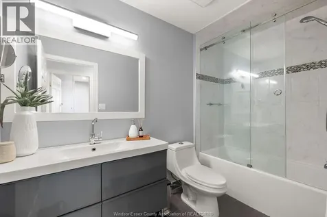 571 Banwell Road Windsor ON N8P 1J8