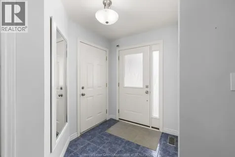 571 Banwell Road Windsor ON N8P 1J8