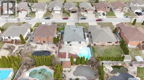 571 Banwell Road Windsor ON N8P 1J8