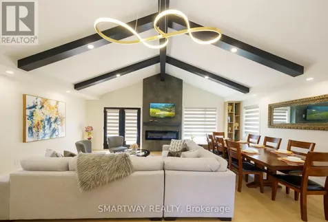 107 Campbell Crescent Blue Mountains ON L9Y 0P9