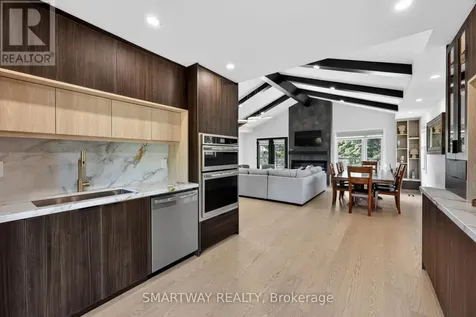 107 Campbell Crescent Blue Mountains ON L9Y 0P9