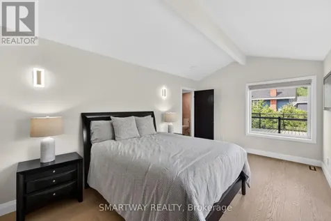 107 Campbell Crescent Blue Mountains ON L9Y 0P9