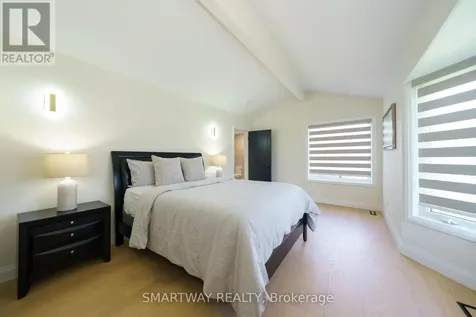 107 Campbell Crescent Blue Mountains ON L9Y 0P9