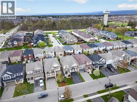 136 Whitwell Way Binbrook ON L0R 1C0