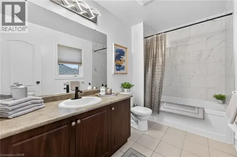 136 Whitwell Way Binbrook ON L0R 1C0
