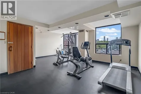 25 Agnes Street Mississauga ON L5B 3X7