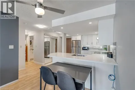 25 Agnes Street Mississauga ON L5B 3X7