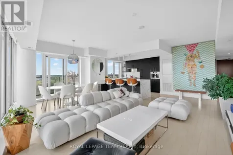805 Carling Avenue Ottawa ON K1S 5W9