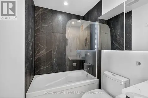 805 Carling Avenue Ottawa ON K1S 5W9