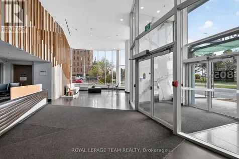 805 Carling Avenue Ottawa ON K1S 5W9